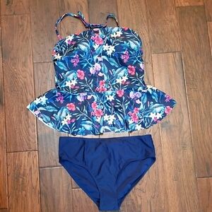 NWT Nicole Miller 2 piece navy floral swimsuit size 12